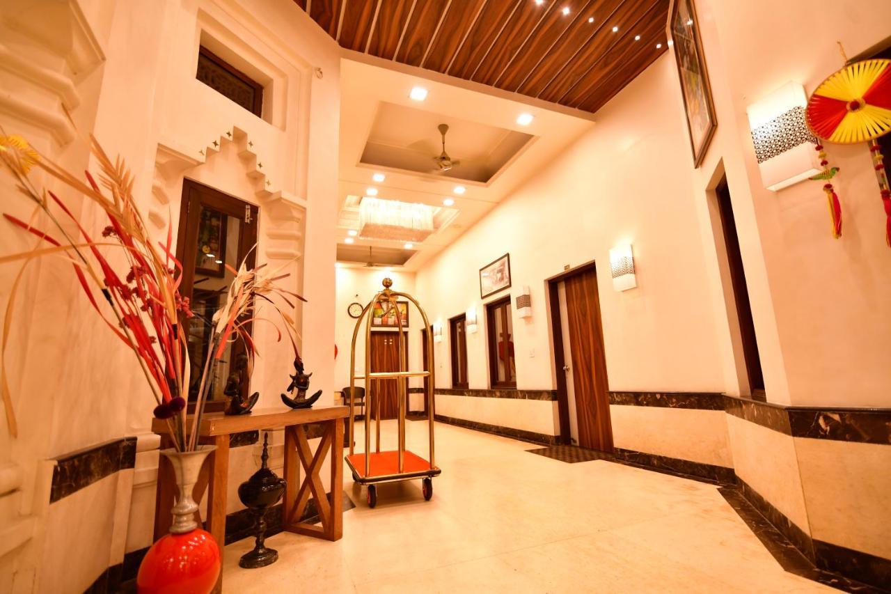 Kamay The Kohinoor Palace - A Heritage Hotel Faizābād Exteriör bild
